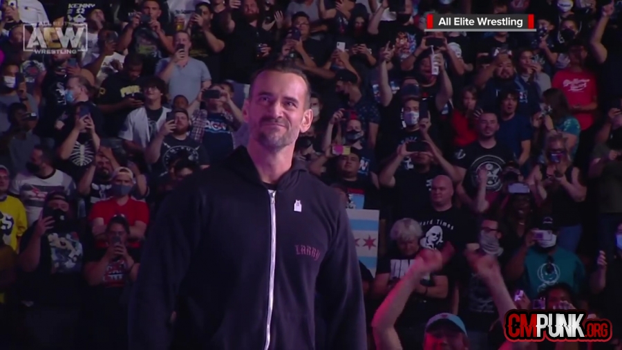 CM_Punk_describes_his_emotional_debut_with_AEW_SportsNation_mp41515.jpg